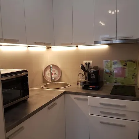 Kraljev Park Apartman Újvidék