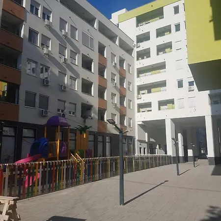 Kraljev Park Lägenhet *